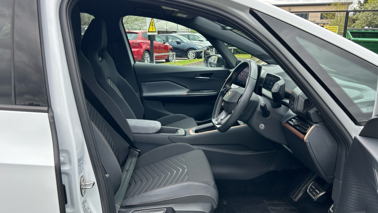 CUPRA Born 169kW e-Boost V2 58kWh 5dr Auto Electric Hatchback